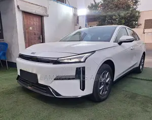 New Geely Galaxy L6 2025 White