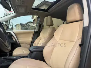Toyota RAV4 Limited 4dr SUV (2.5L 4cyl 6A) 2015 Brown