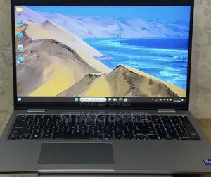 Laptop Dell Latitude 5530 16GB Intel Core I7 SSD 512GB