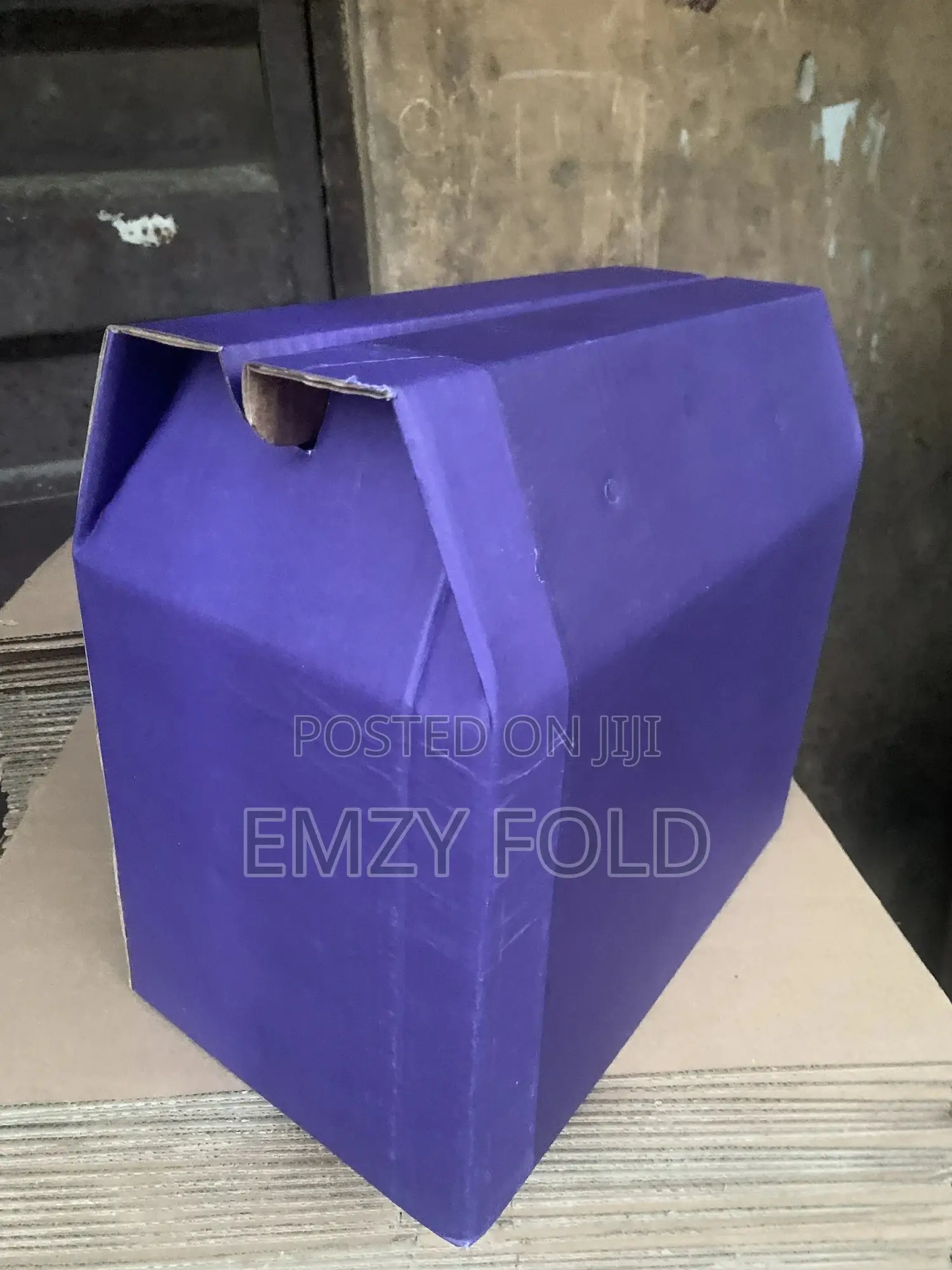 Custom Premium Rigid Boxes | Gift Corporate Packaging