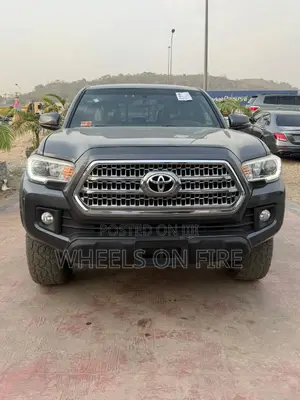 Toyota Tacoma 2015 Silver