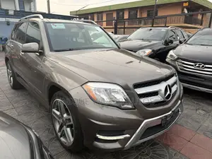Mercedes-Benz GLK-Class 350 4MATIC 2014 Brown