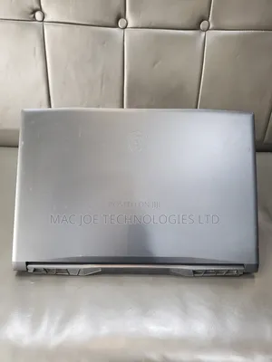 Laptop MSI Katana GF76 16GB Intel Core I7 SSD 512GB