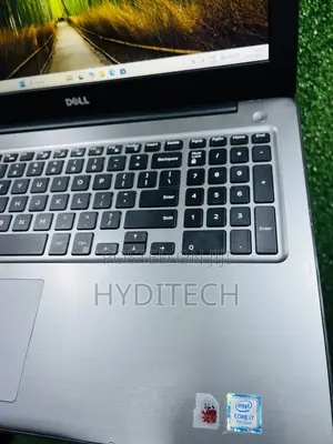 Laptop Dell Inspiron 15 5567 16GB Intel Core i7 SSD 256GB