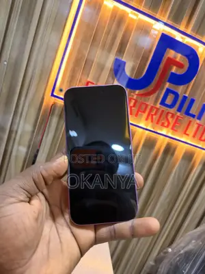 Apple iPhone 16 128 GB Pink