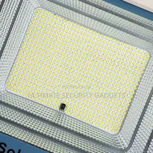 300w Solar Powered Flood Light With Remote Control