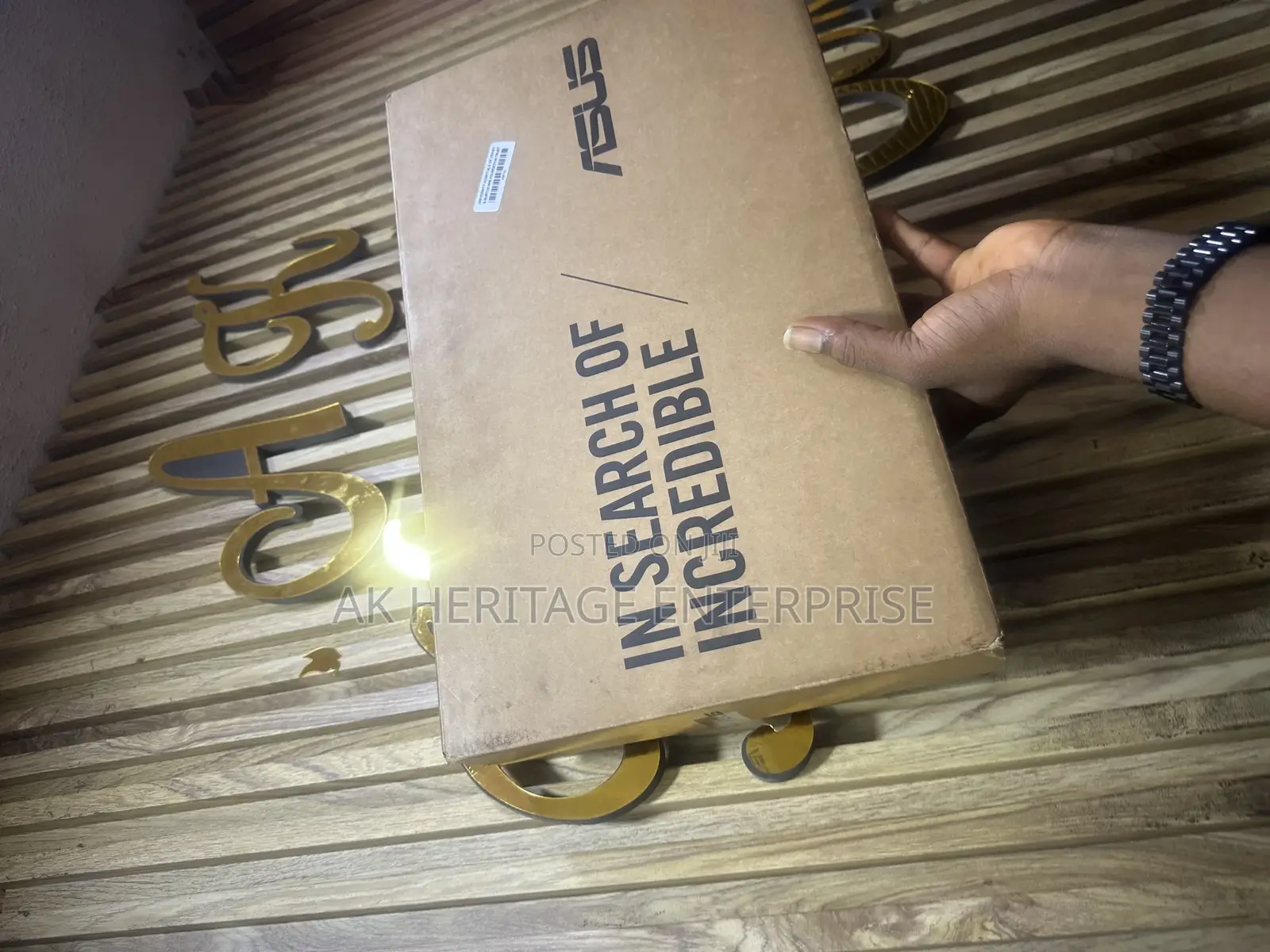 New Laptop Asus E502S 4GB Intel Celeron SSD 256GB
