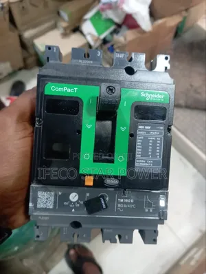 Schneider Breaker 160amp 3pole