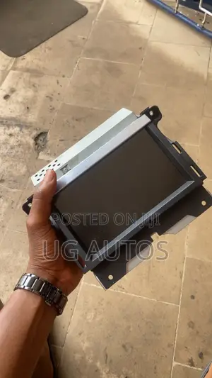 Screen Land Rover Lr4