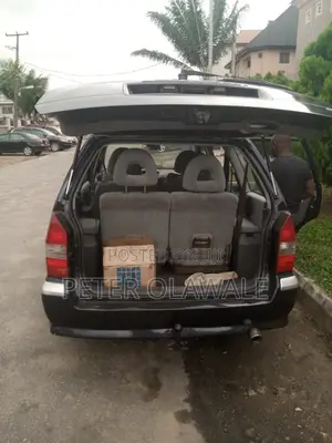 Mitsubishi SpaceWagon 2005 Blue