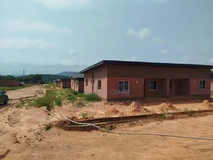 4bdrm Bungalow in Beside Sunrise for sale