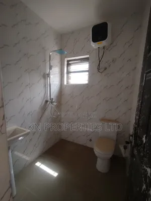 3bdrm Block of Flats in Durumi for rent