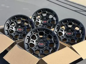 18 17 Rim for Toyata Hilux and More