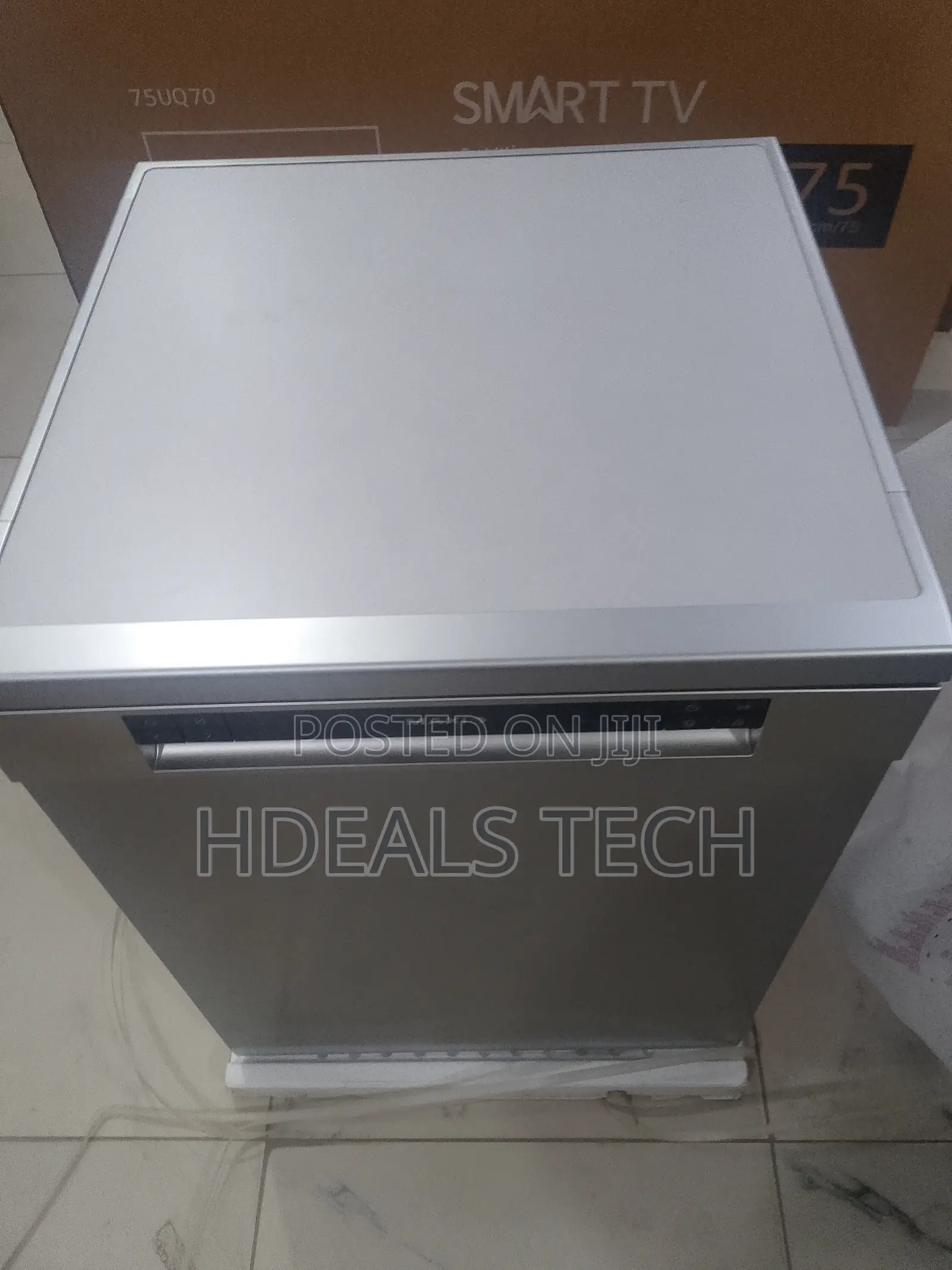 Maxi Dish Washer – Easy Controls Digital Display
