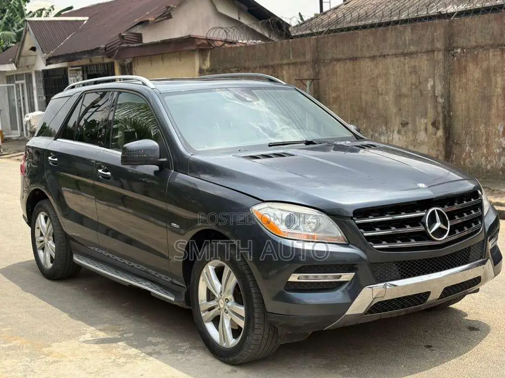 Mercedes-Benz M Class ML 350 BlueTEC 4Matic 2012 Gray