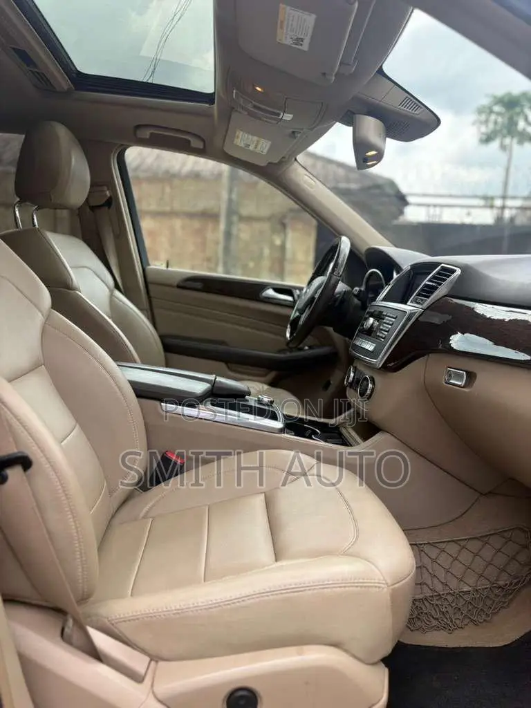 Mercedes-Benz M Class ML 350 BlueTEC 4Matic 2012 Gray