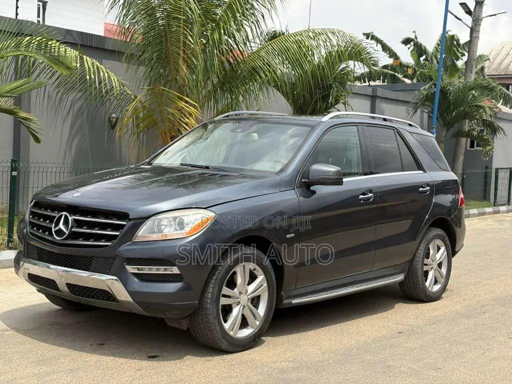 Mercedes-Benz M Class ML 350 BlueTEC 4Matic 2012 Gray