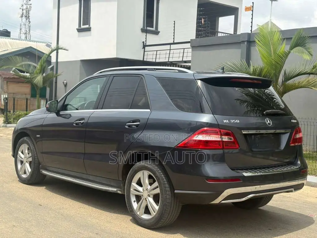 Mercedes-Benz M Class ML 350 BlueTEC 4Matic 2012 Gray