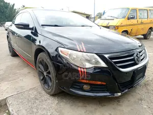 Volkswagen Passat 2012 Black