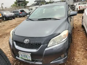 Toyota Matrix 2012 Gray
