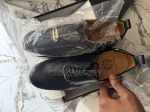 Cooperate Shoe
