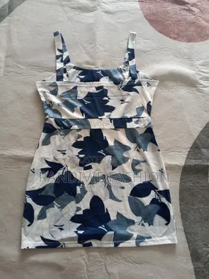Sleeveless Floral Bodycon Dress