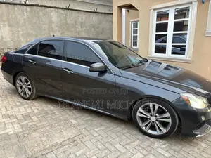 Mercedes-Benz E350 Base 4dr Sedan RWD (3.5L 6cyl 7A) 2013 Gray