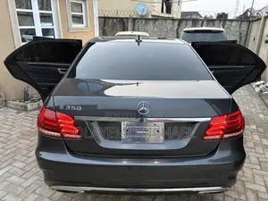 Mercedes-Benz E350 Base 4dr Sedan RWD (3.5L 6cyl 7A) 2013 Gray