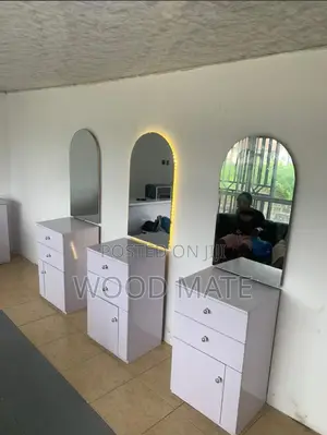 Standard Mirror