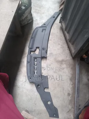 Es 350 Radiator Plastic 2015