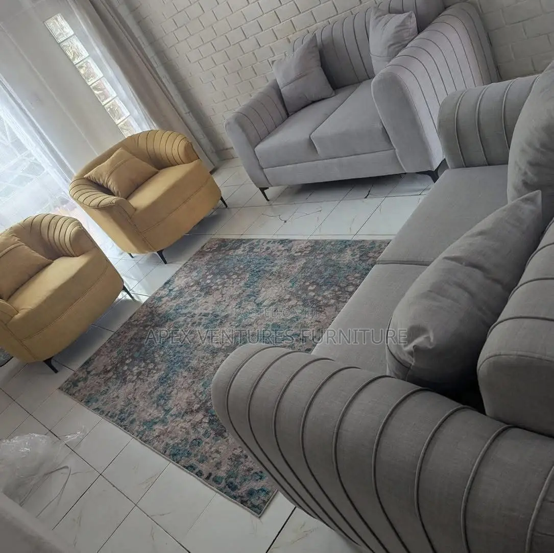 7 Seaters Padded Couch