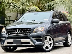 Mercedes-Benz M Class ML400 4MATIC 4dr SUV AWD (3.0L 6cyl Turbo 7A)