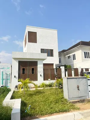 4bdrm Duplex in Osapa london for sale