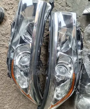 Headlamp Toyota Highlander 2014-2016