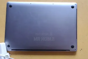 Laptop Apple MacBook Air 2019 32GB Intel Core i9 SSD 1T