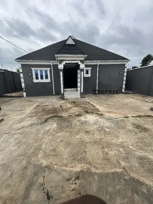 3bdrm Bungalow in Wire And Cable, Apata for sale