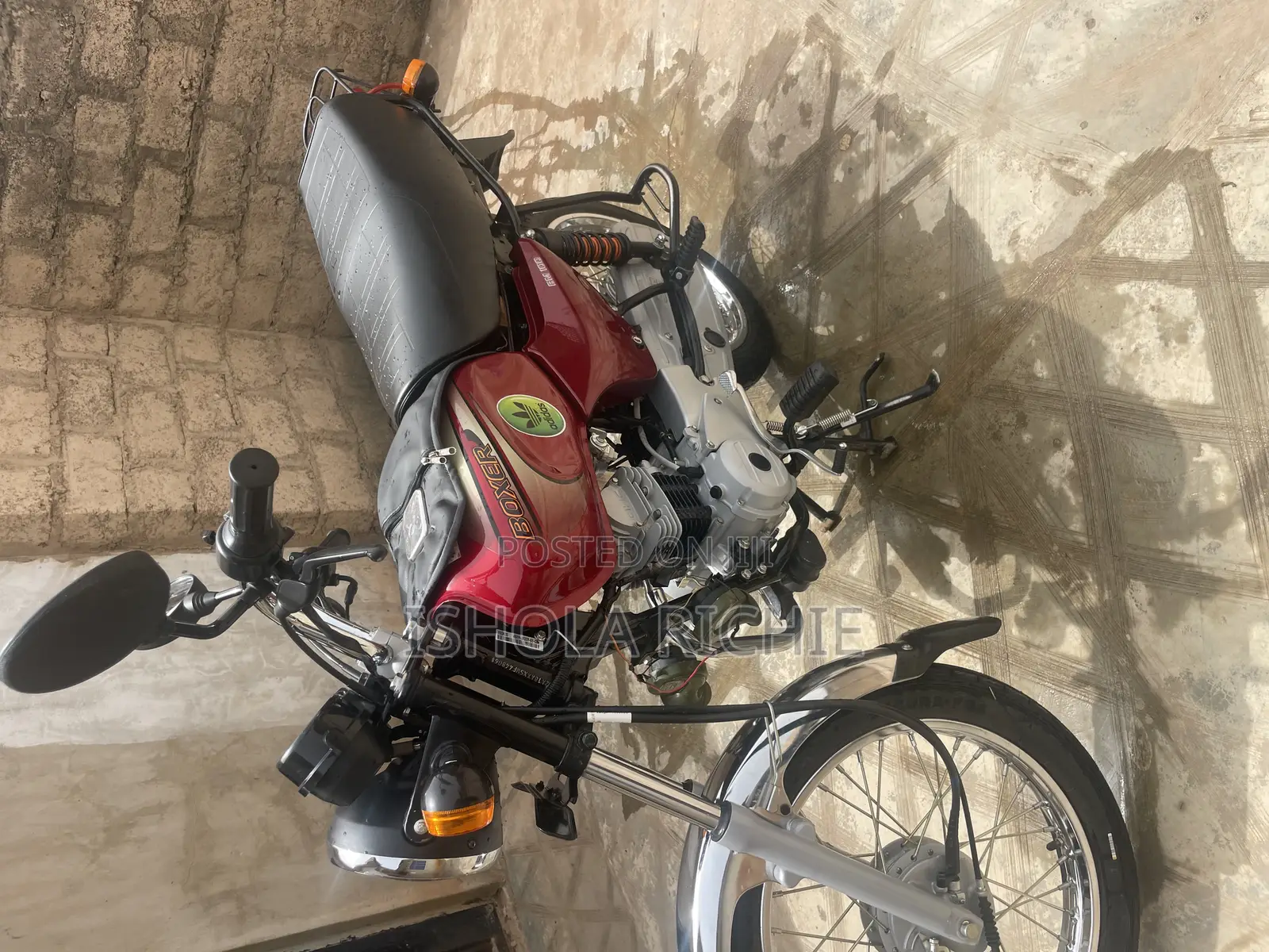 Bajaj Boxer 2026 Red