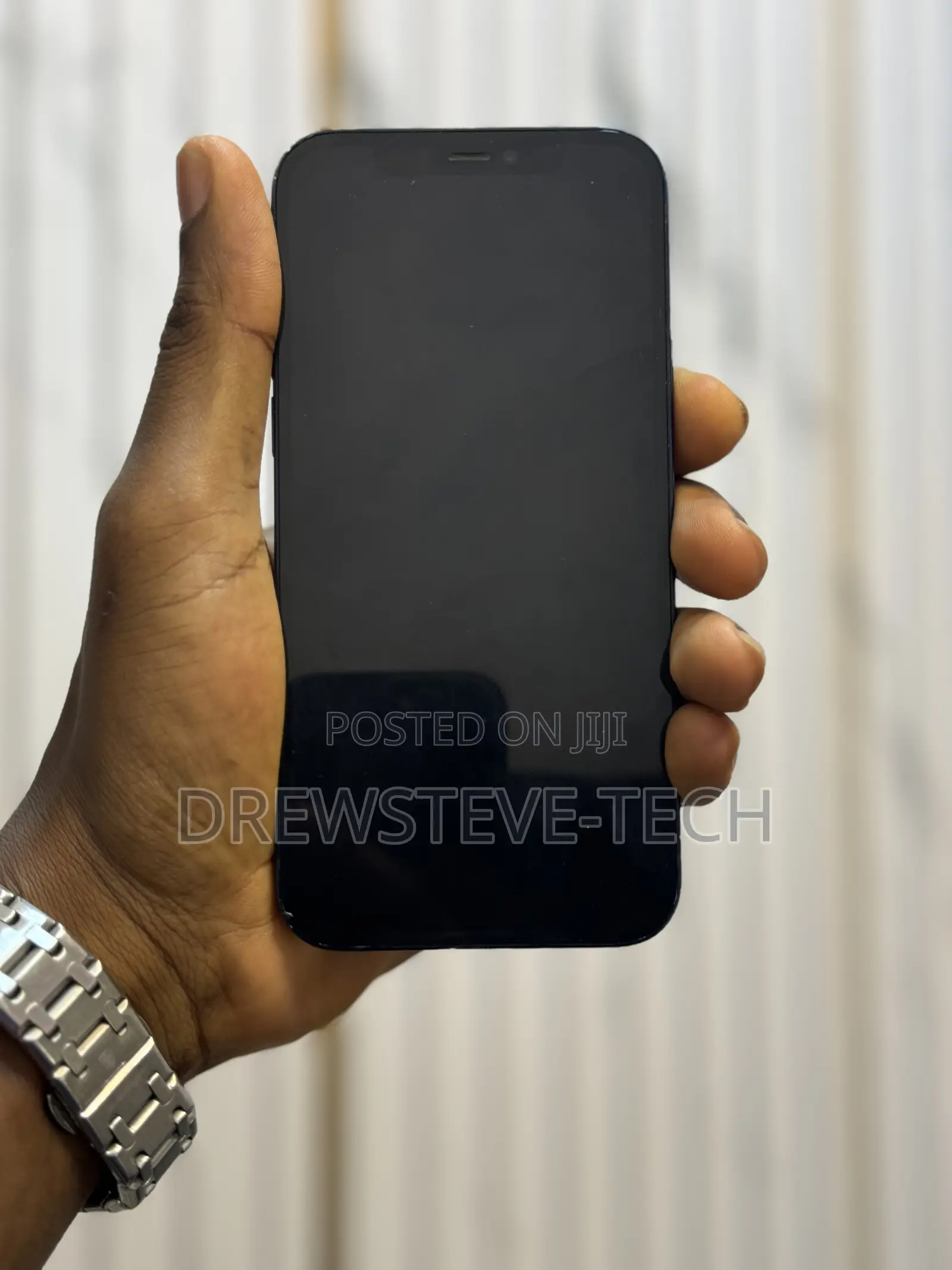 Apple iPhone 12 64 GB Black