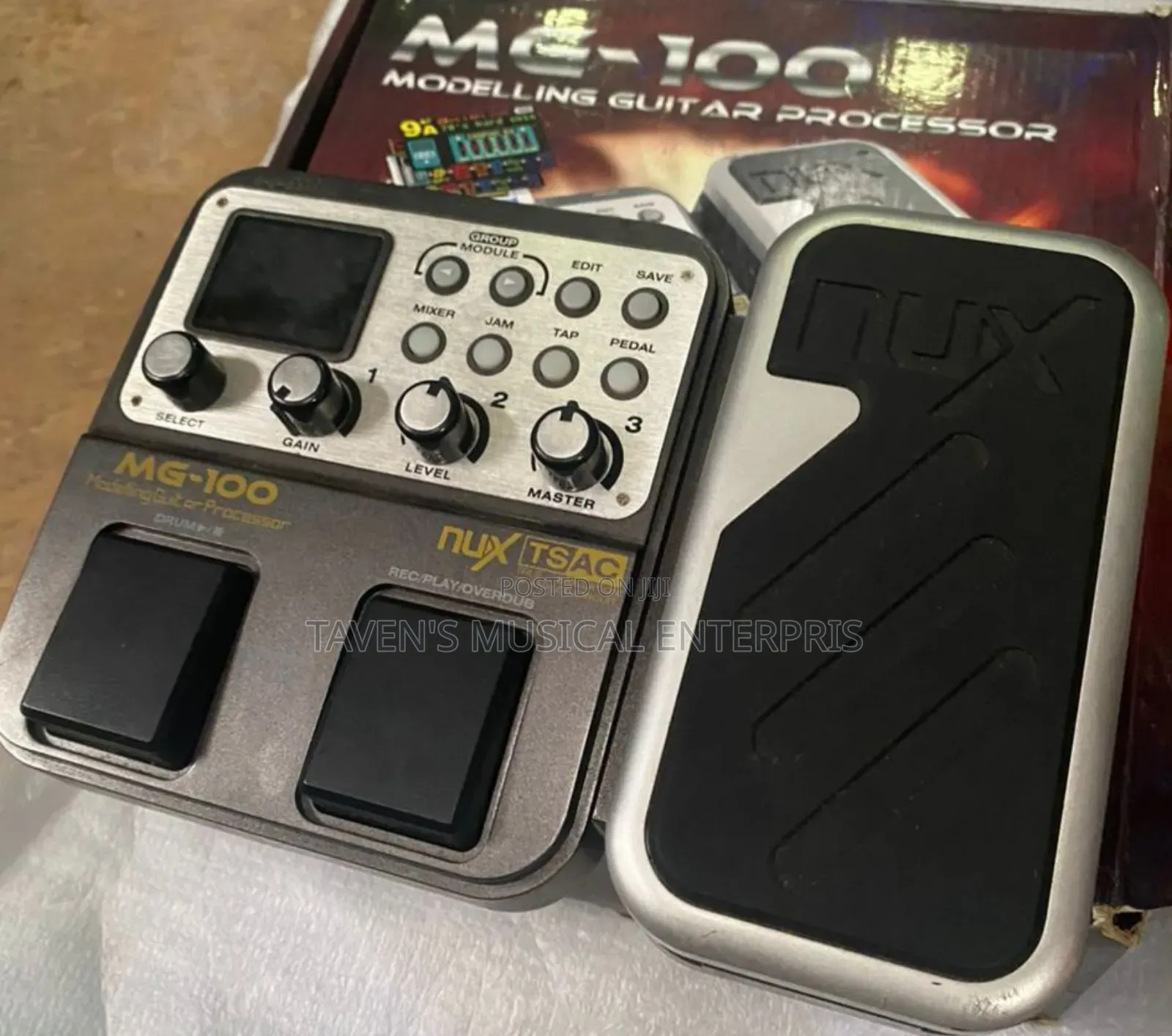 Nux Mg-100 Modeling Guitar Processor