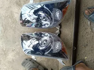 Head Lamp Toyota 4runner 206-2009 Tinted