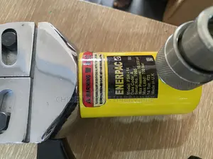 Enerpac Hydraulic Flange Spreader Set
