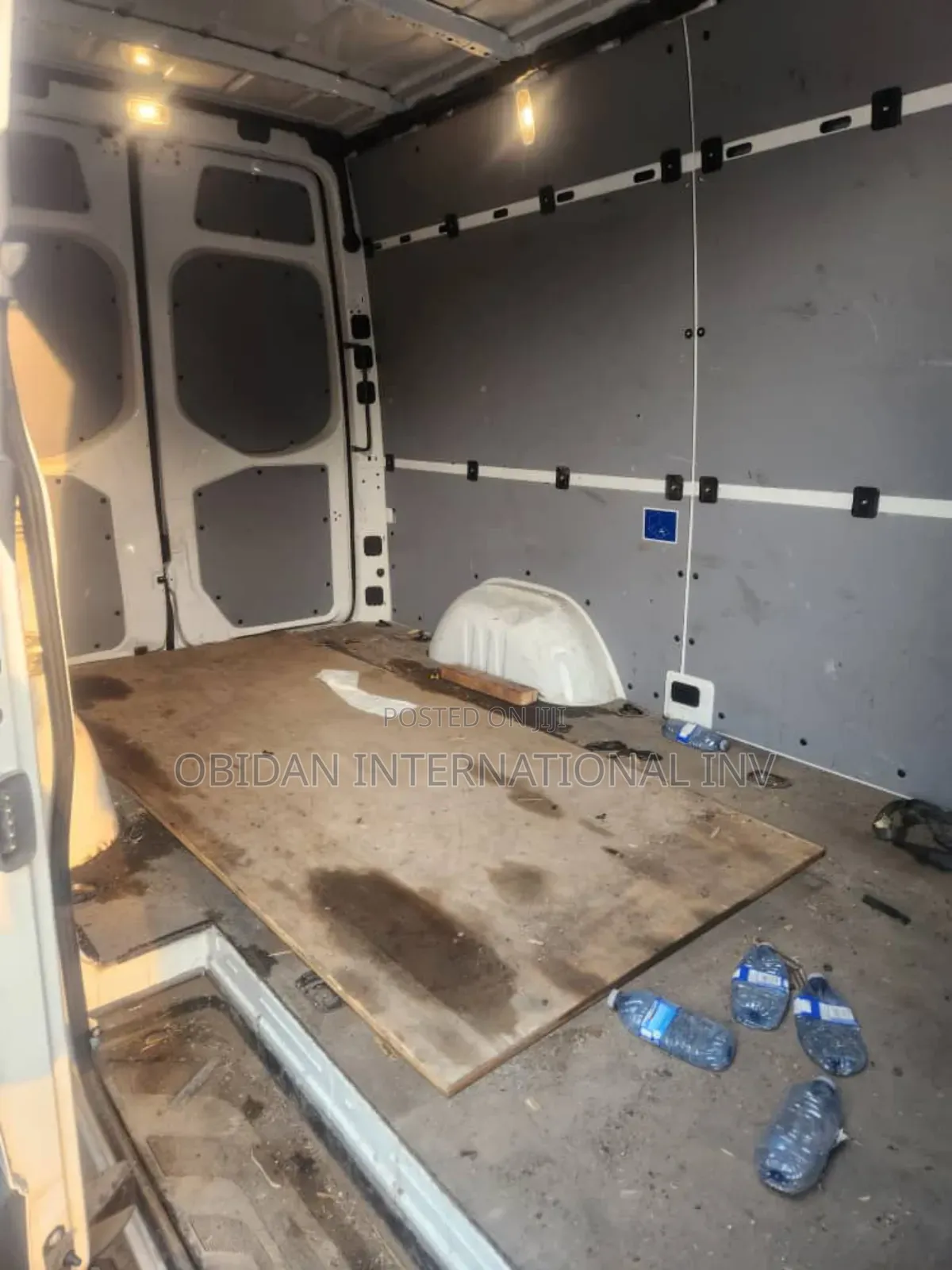 New Mercedes-Benz Sprinter 2022 White