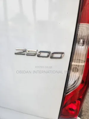 New Mercedes-Benz Sprinter 2022 White