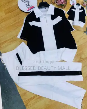 Premium Pleated High Quality Up and Down