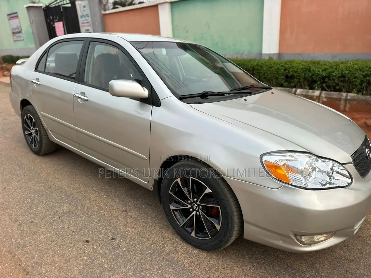 Toyota Corolla LE 2004 Silver