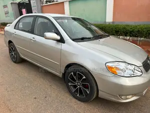 Toyota Corolla LE 2004 Silver
