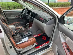 Toyota Corolla LE 2004 Silver