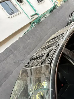 Toyota Venzer Panoramic Roof Glass Available