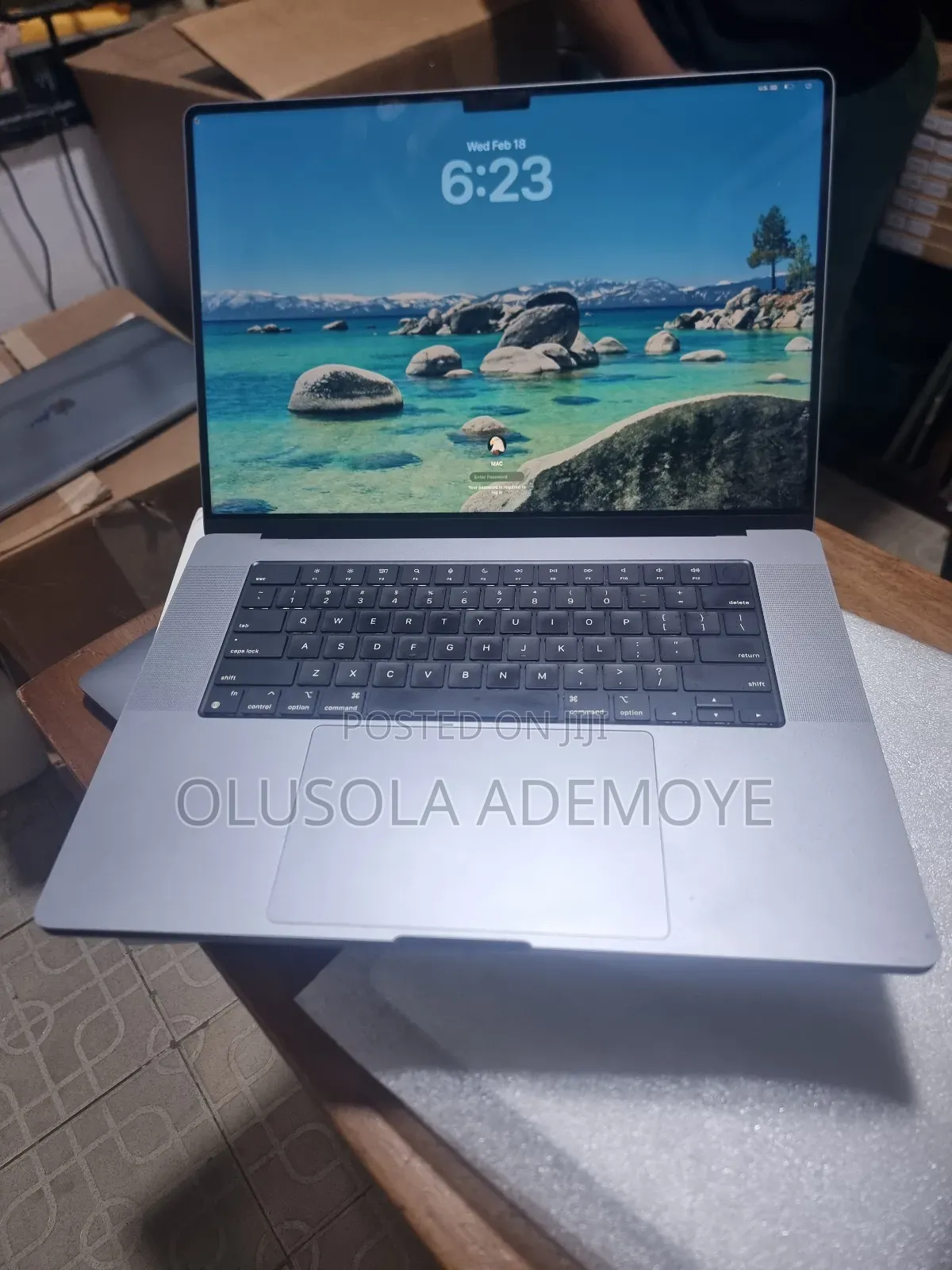 Laptop Apple MacBook Pro 2022 M2 32GB Apple M2 SSD 512GB