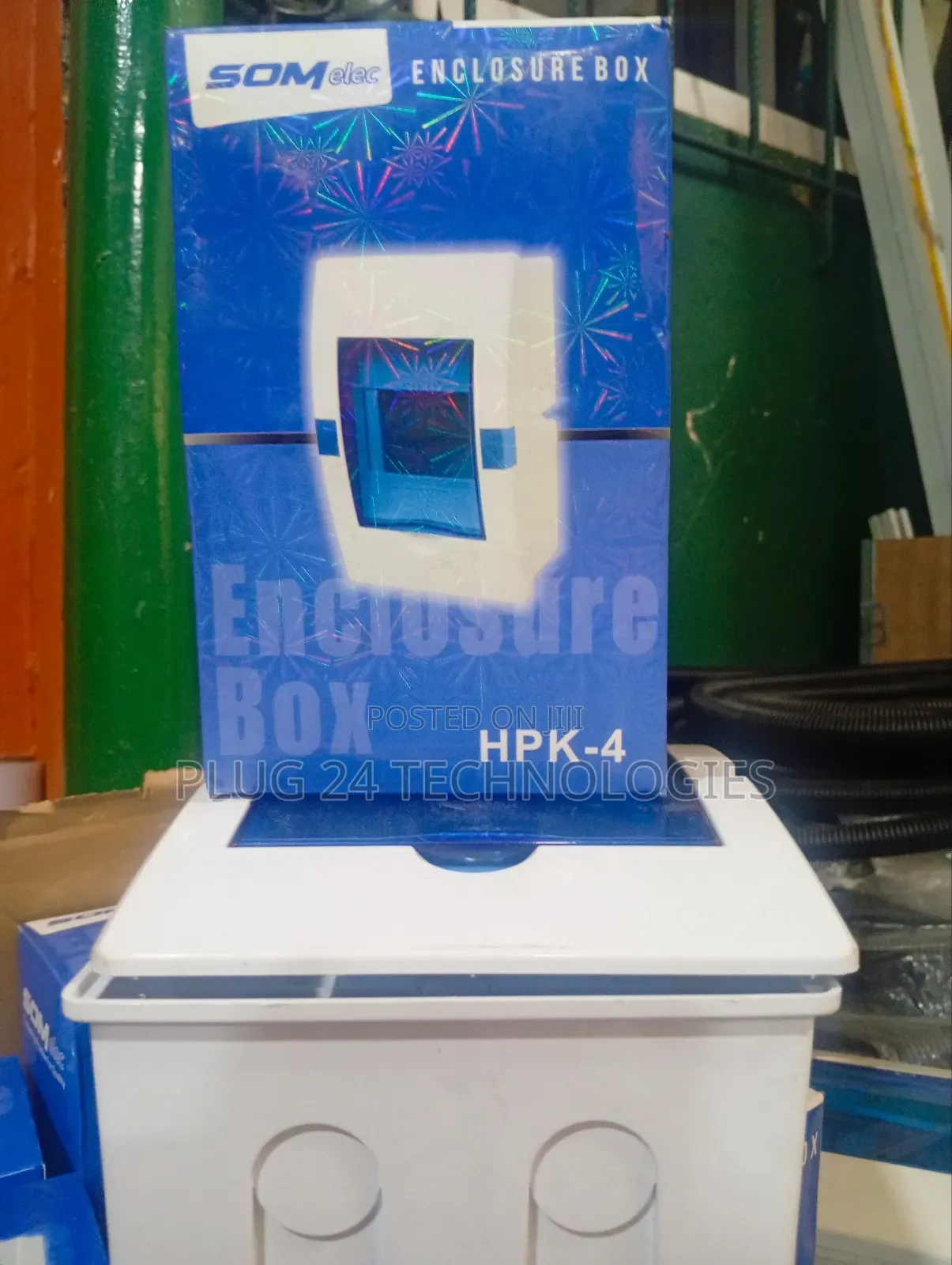 4 Way Enclosure